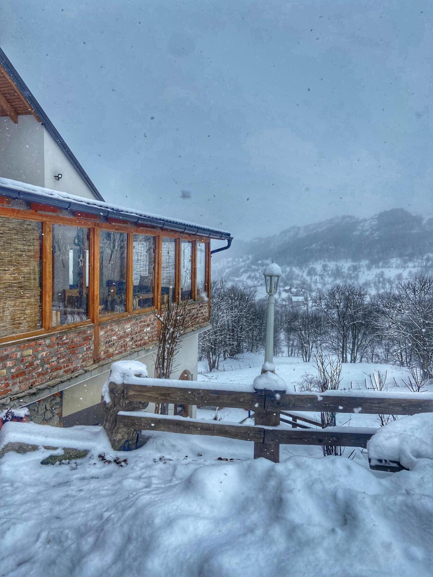 Konak Umoljani Esterno foto